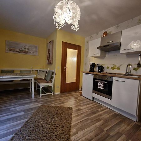 Marburg Apartment Pfiffige Luisa In Ruhiger Waldrandlage Mit Balkon Und Wintergarten ภายนอก รูปภาพ